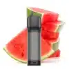 ELFA PODS Watermelon mit aufgeschnittenen Wassermelonen im Hintergrund als Produktbild